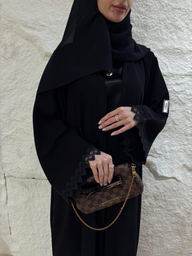 Z114- بالدانتيل الجديد